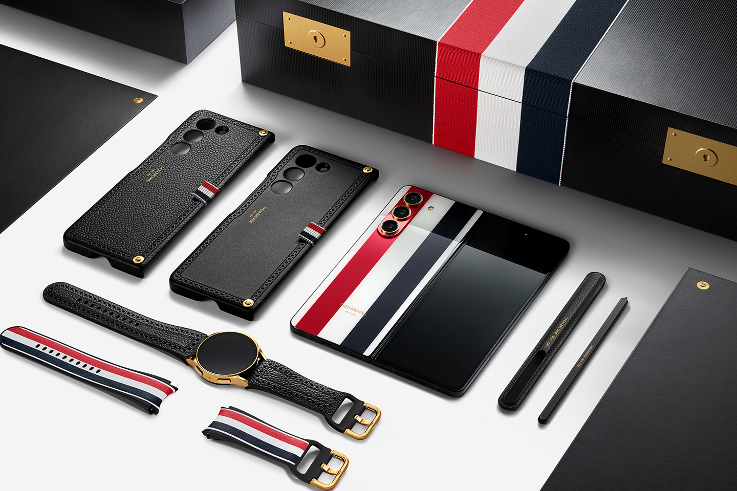 激安限定★Galaxy Z Fold5 T BROWNE EDITION 激安限定★Galaxy Z BROWNE Fold5 EDITION T