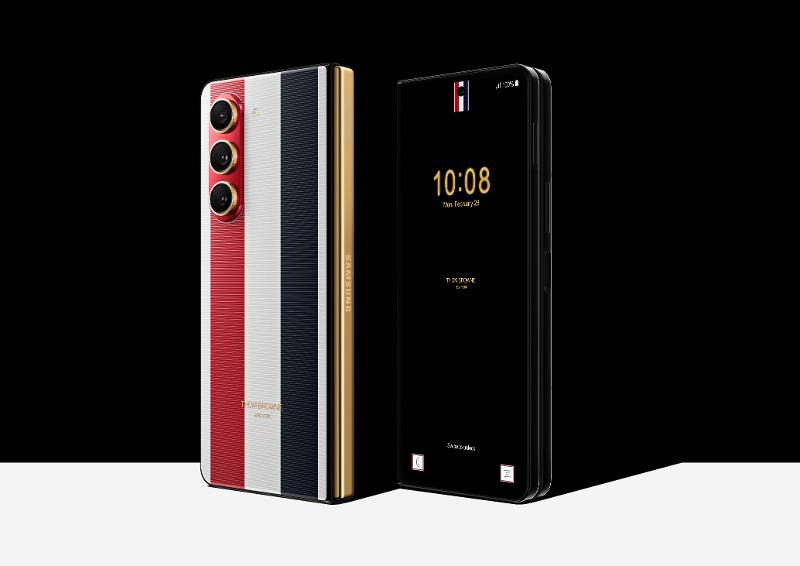 激安限定★Galaxy Z Fold5 T BROWNE EDITION Galaxy Z Fold5 Thom Browne Edition | Samsung Mobile Press