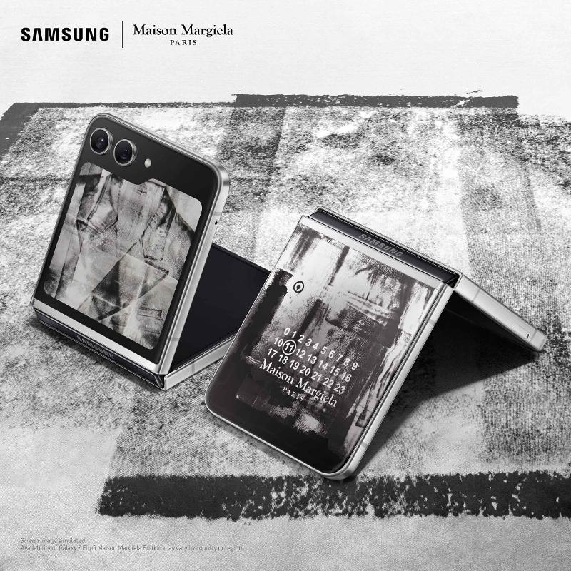 Galaxy Z Flip5 Maison Margiela Edition | Samsung Mobile Press