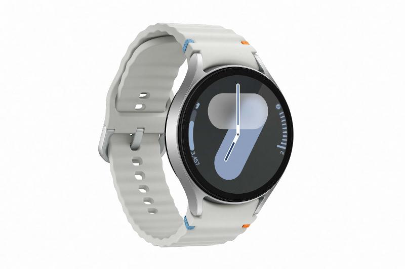 022-galaxy-watch7-silver-44mm-l-perspective.jpg