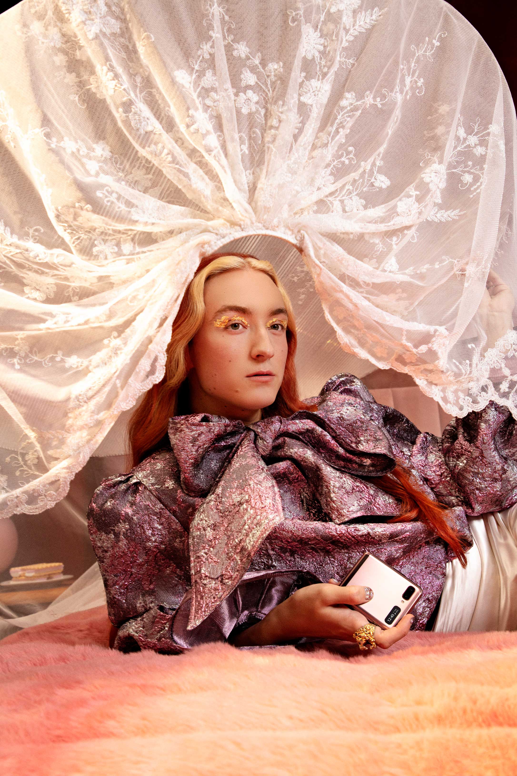 Meet the stars behind Samsung&rsquo;s Greatest Gift film - Harris Reed, the fashion designer, holding the galaxy z flip in the studio