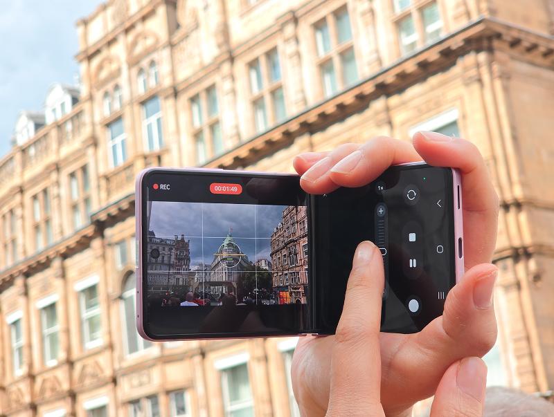 012-Galaxy-Unpacked-July-2026-One-City-Three-Perspectives-Capturing-London-With-Galaxy-Z-Fold8-Ultra-Galaxy-Z-Fold8-and-Galaxy-Z-Flip8-Newsbody.jpg