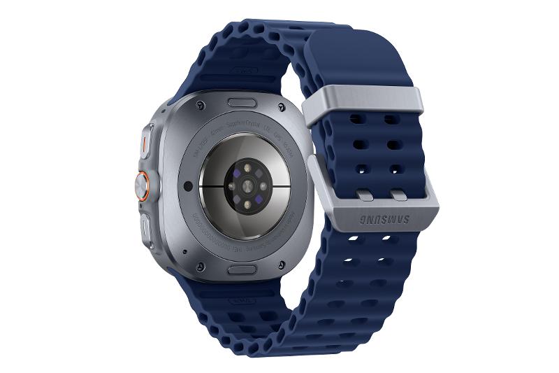002-galaxy-watch-ultra-titanium-blue-backjpg.jpg