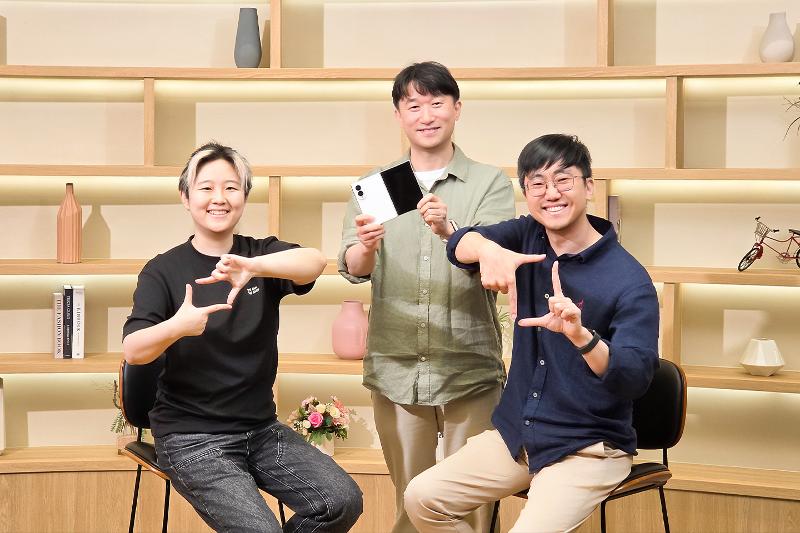 008-Interview-The-People-Behind-the-Galaxy-Z-Fold8-Series-Camera-Innovations-1-How-My-FanCam-Keeps-Favorite-People-in-Focus-Thumbnail.jpg
