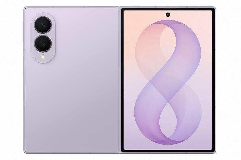 003-galaxy-zfold8-lavender-open-back.jpg