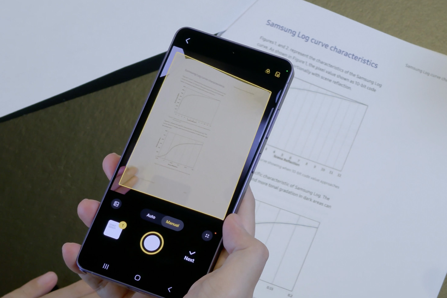 003-Everyday-Moments-Made-Easier-with-Galaxy-AI-Video.zip