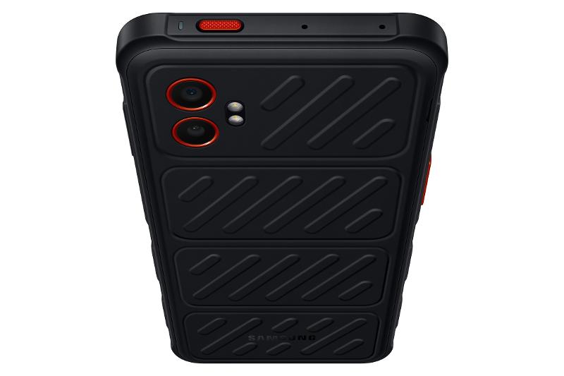019-galaxy-xcover7-pro-black-backdynamic1.jpg