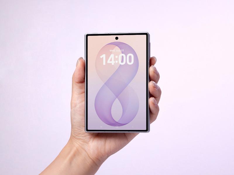 207-lifestyle-product-galaxy-zfold8-7.jpg