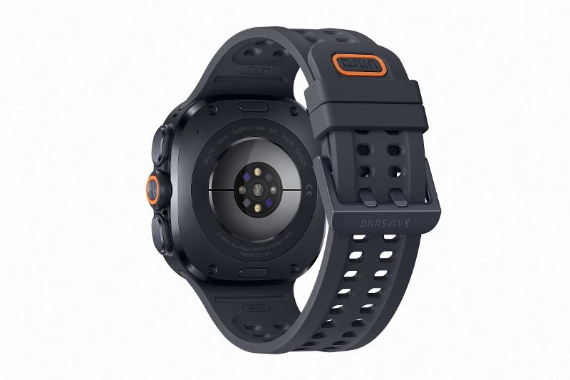 008-galaxy-watch-ultra2-titanium-gray-back.jpg