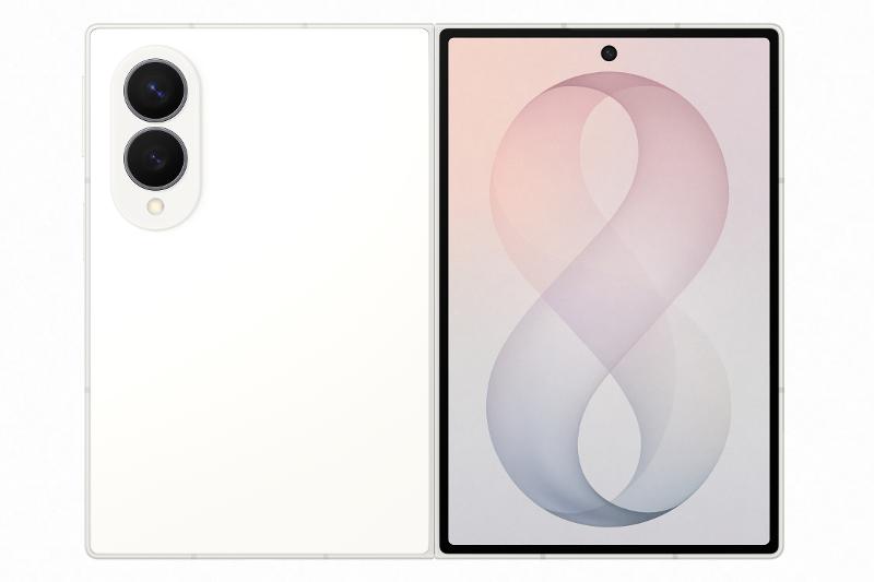 010-galaxy-zfold8-cream-open-back.jpg