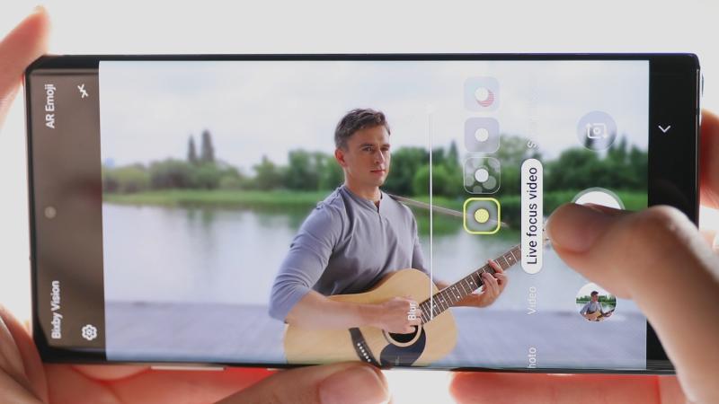 009_galaxy_note10_live_focus_video-2.jpg