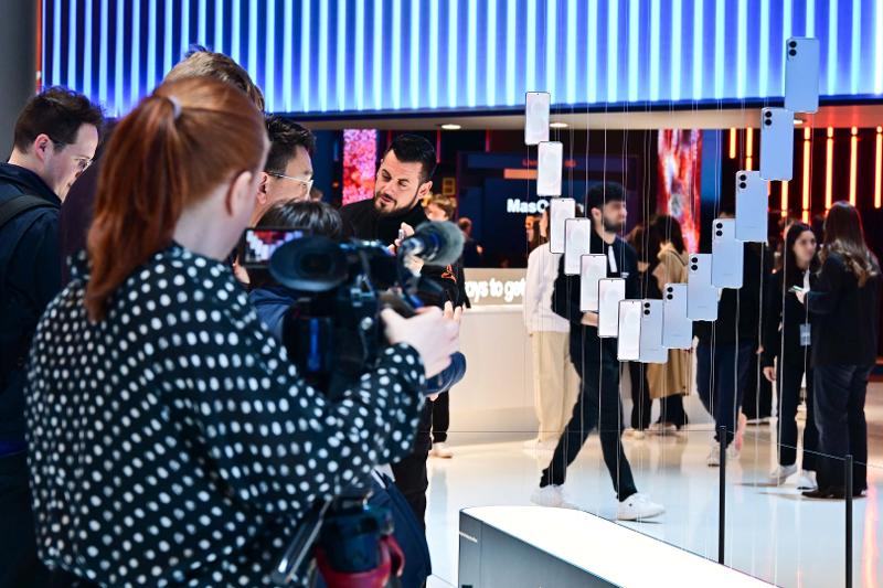 003-MWC-2025-Photo-Samsung-Brings-the-Future-of-Mobile-Technology-Inspiring-Users-Around-the-World.jpg