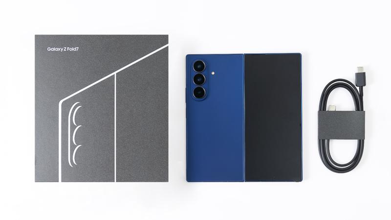 003_Unboxing_Galaxy_Z_Fold7_Powerful_Versatility_in_the_Thinnest_Lightest_Z_Fold_Yet_Newsbody.jpg