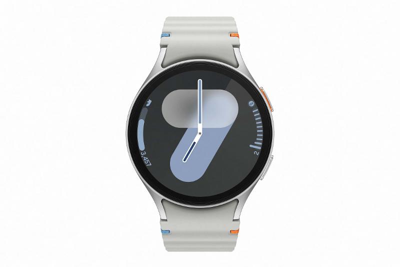 019-galaxy-watch7-silver-44mm-front.jpg