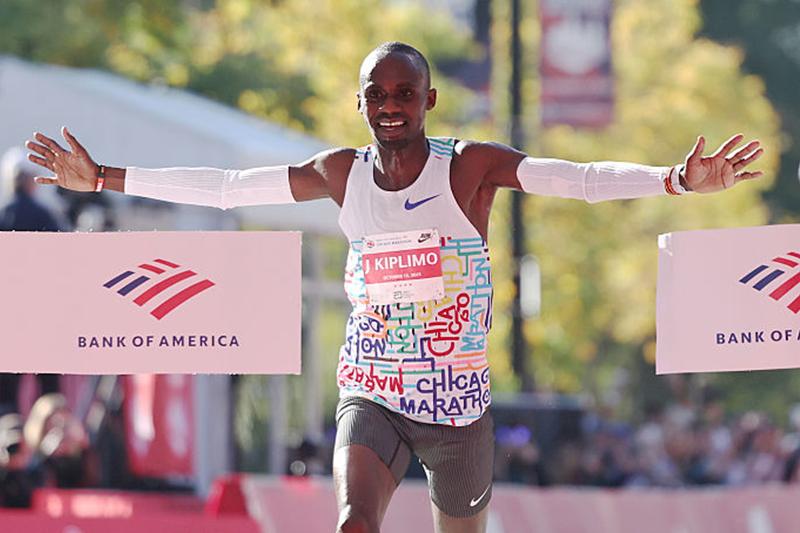 005-Jacob-Kiplimo-Wins-2025-Chicago-Marathon-Wearing-Galaxy-Watch8​​-Thumbnail.jpg