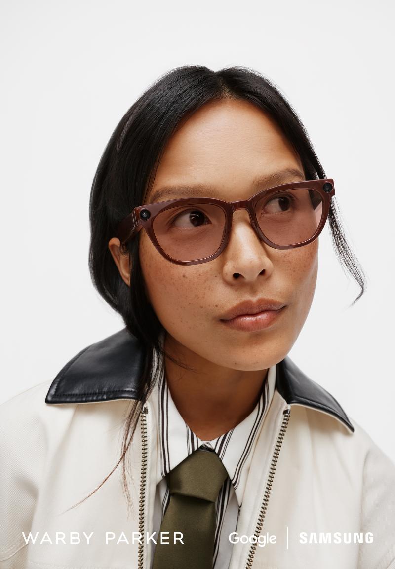 007-Samsung-Brings-Galaxy-Ecosystem-Into-Everyday-Eyewear-Newsbody.jpg